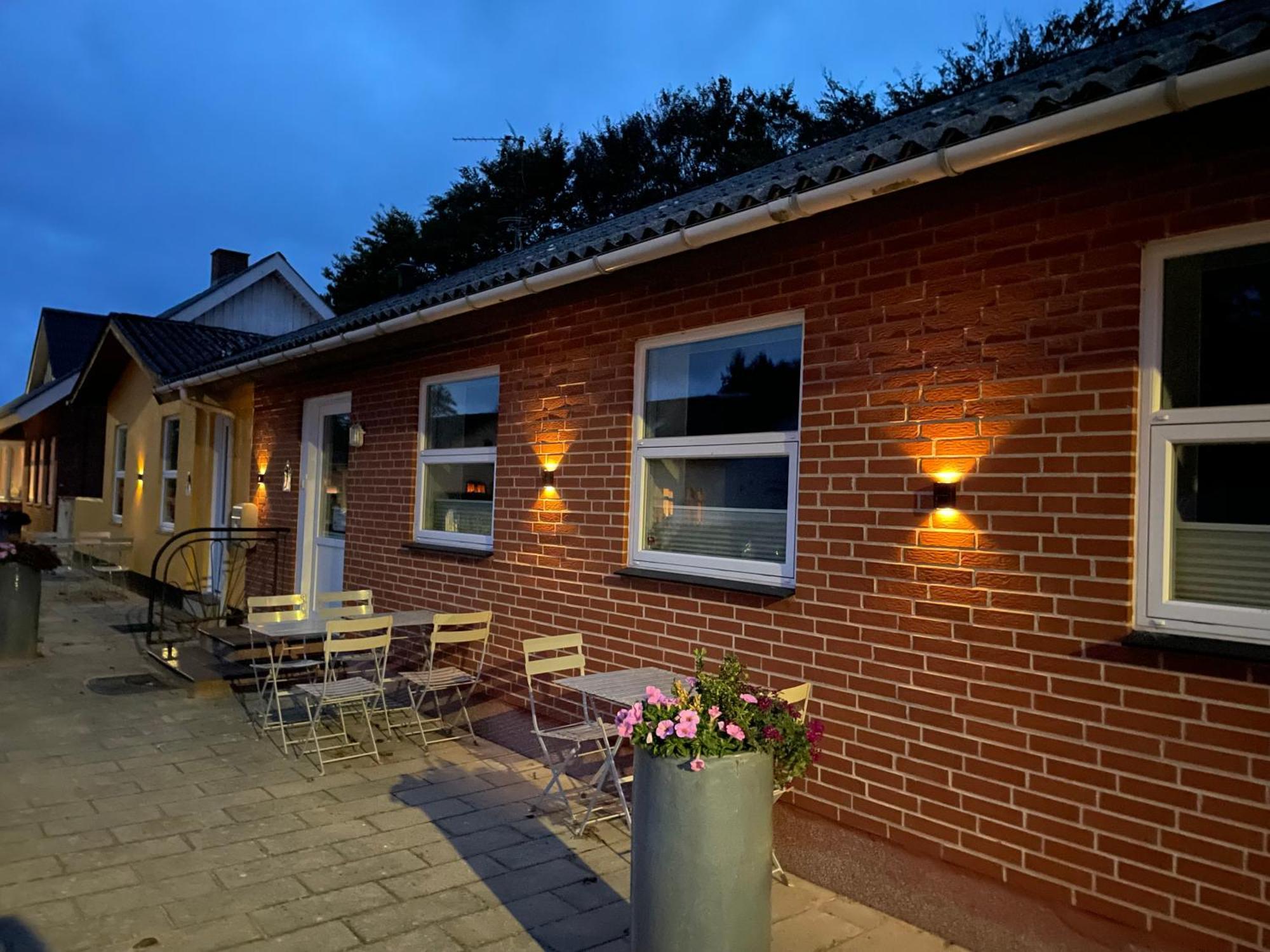 Stay In Brons Skærbæk Екстериор снимка